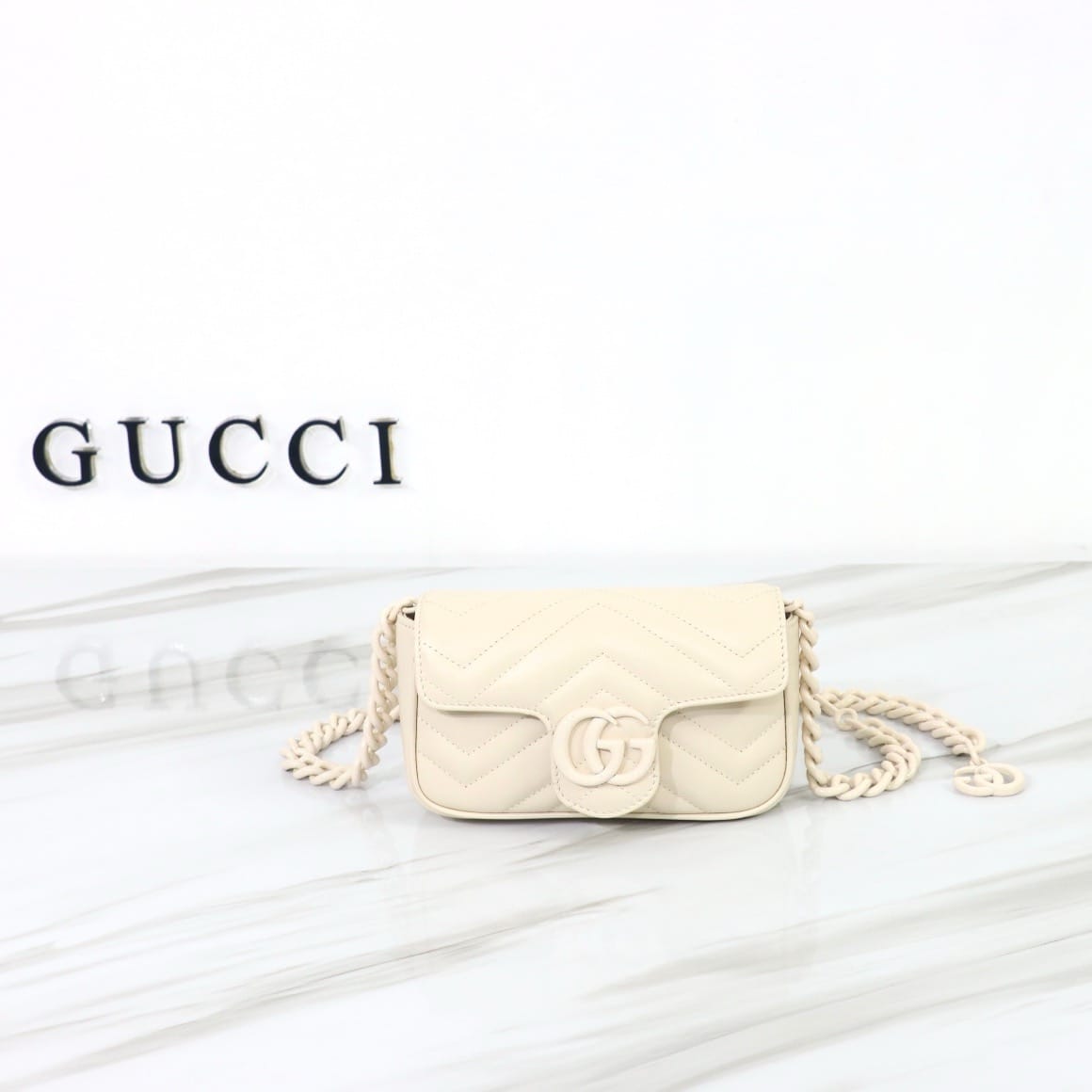 GG Marmont Gucci 699757.2