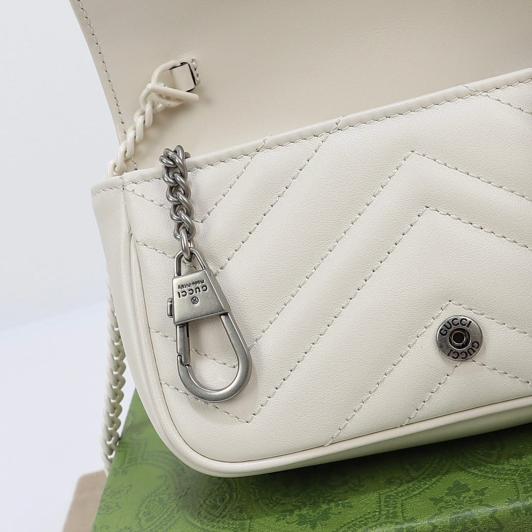 GG Marmont Gucci 476433.6
