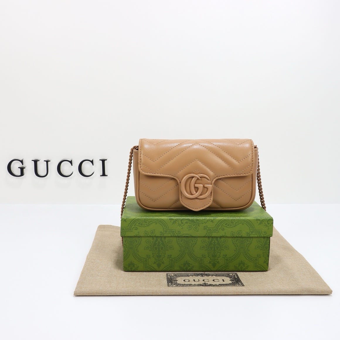 GG Marmont Gucci 476433.8
