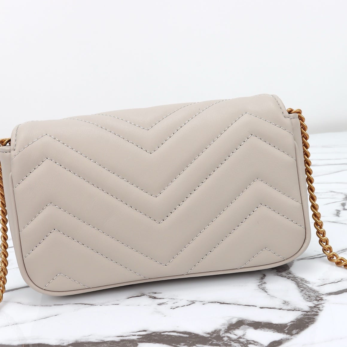 GG Marmont Gucci 476433.17