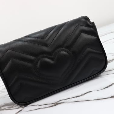 GG Marmont Gucci 476433.14