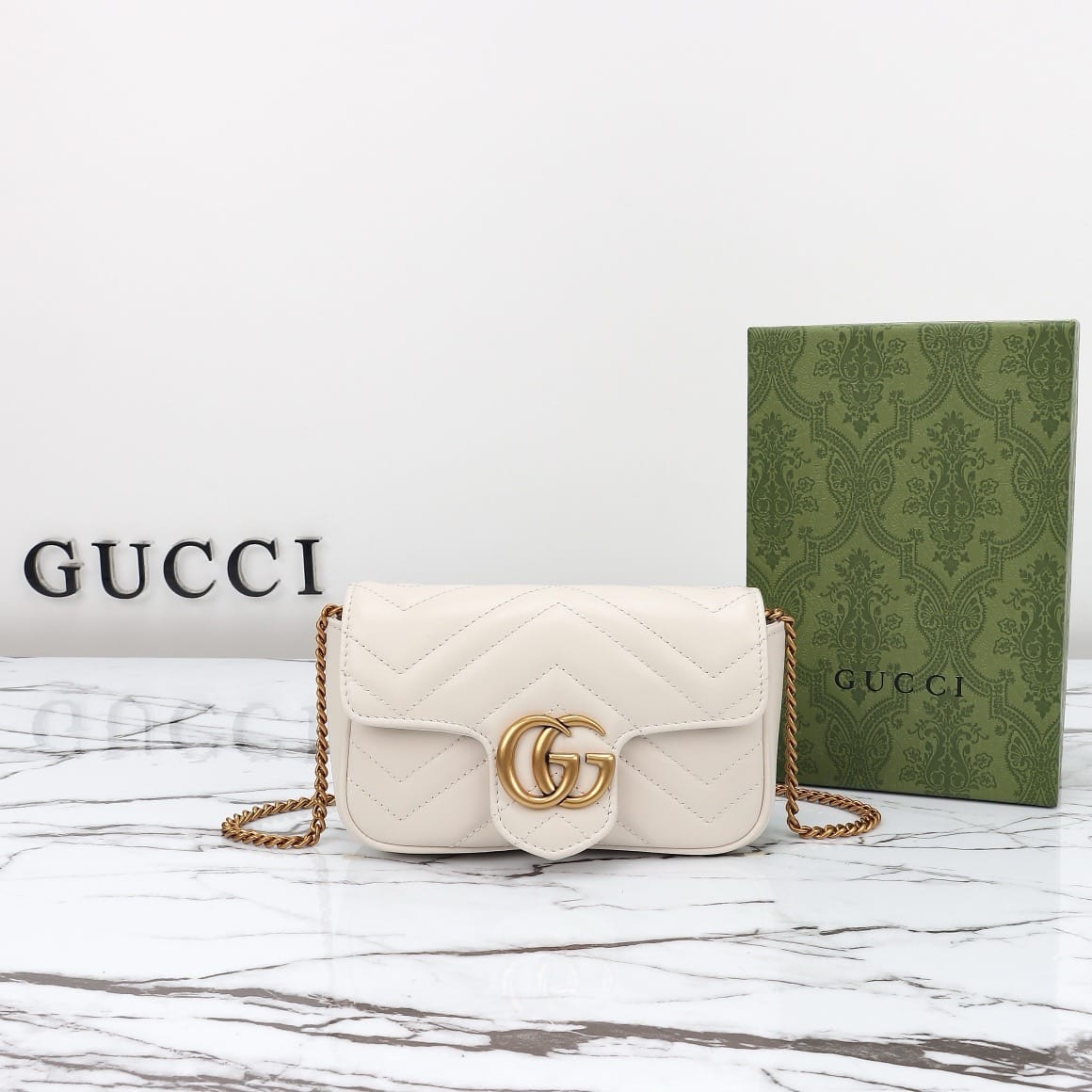GG Marmont Gucci 476433.15