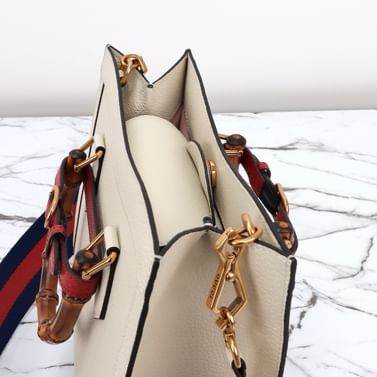 Diana Gucci 702721.3