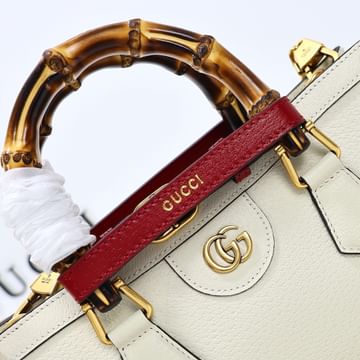 Diana Gucci 735153.4