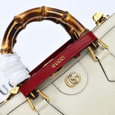 Diana Gucci 735153.4