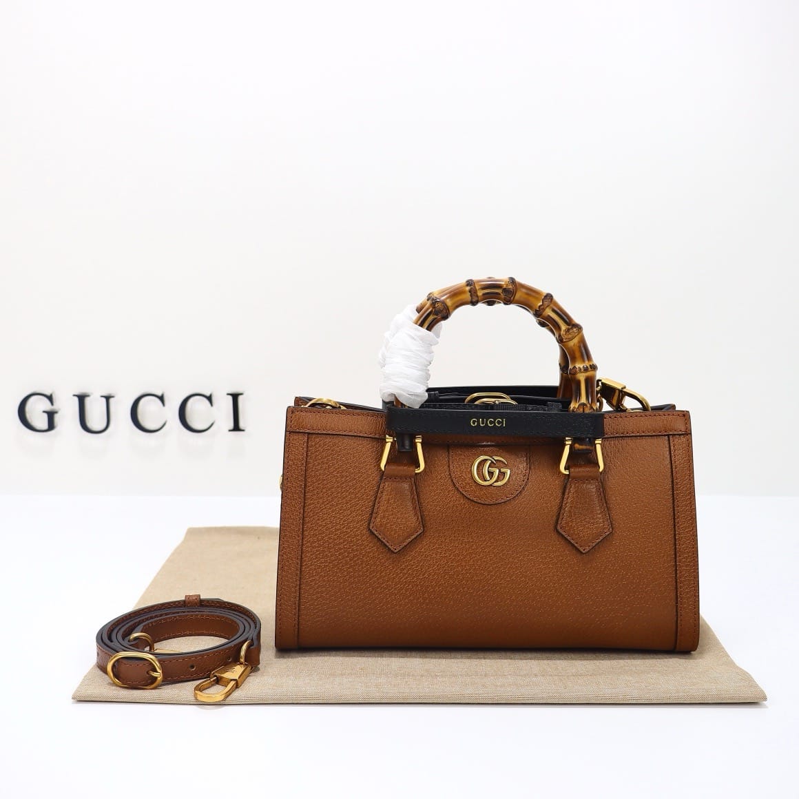 Diana Gucci 735153.7