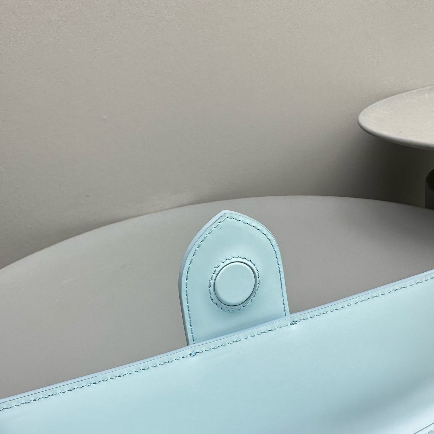 Le Bambino 24cm Jacquemus E68868