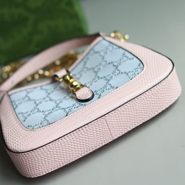 Jackie 1961 Gucci 677027.1