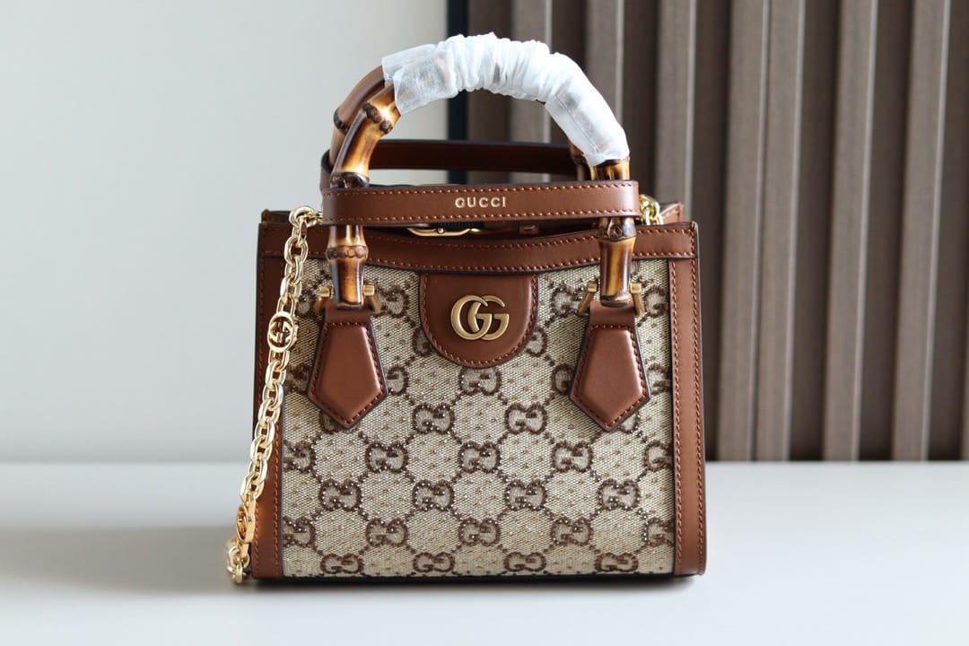 Diana Gucci 707449.1