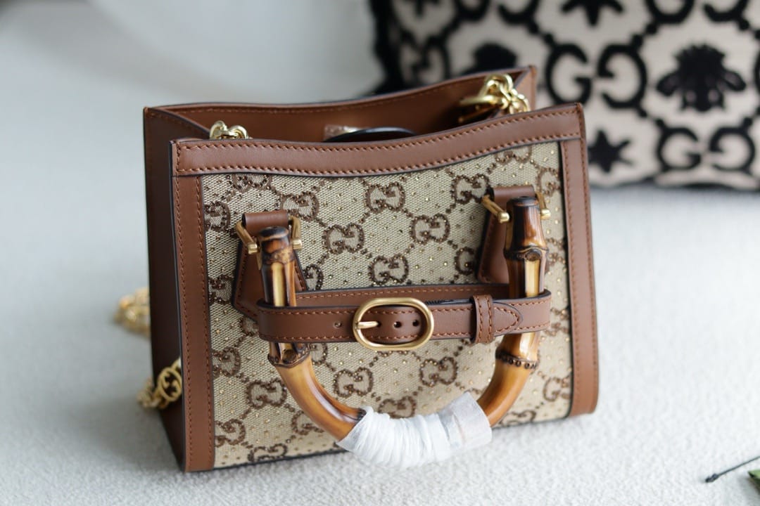Diana Gucci 707449.1