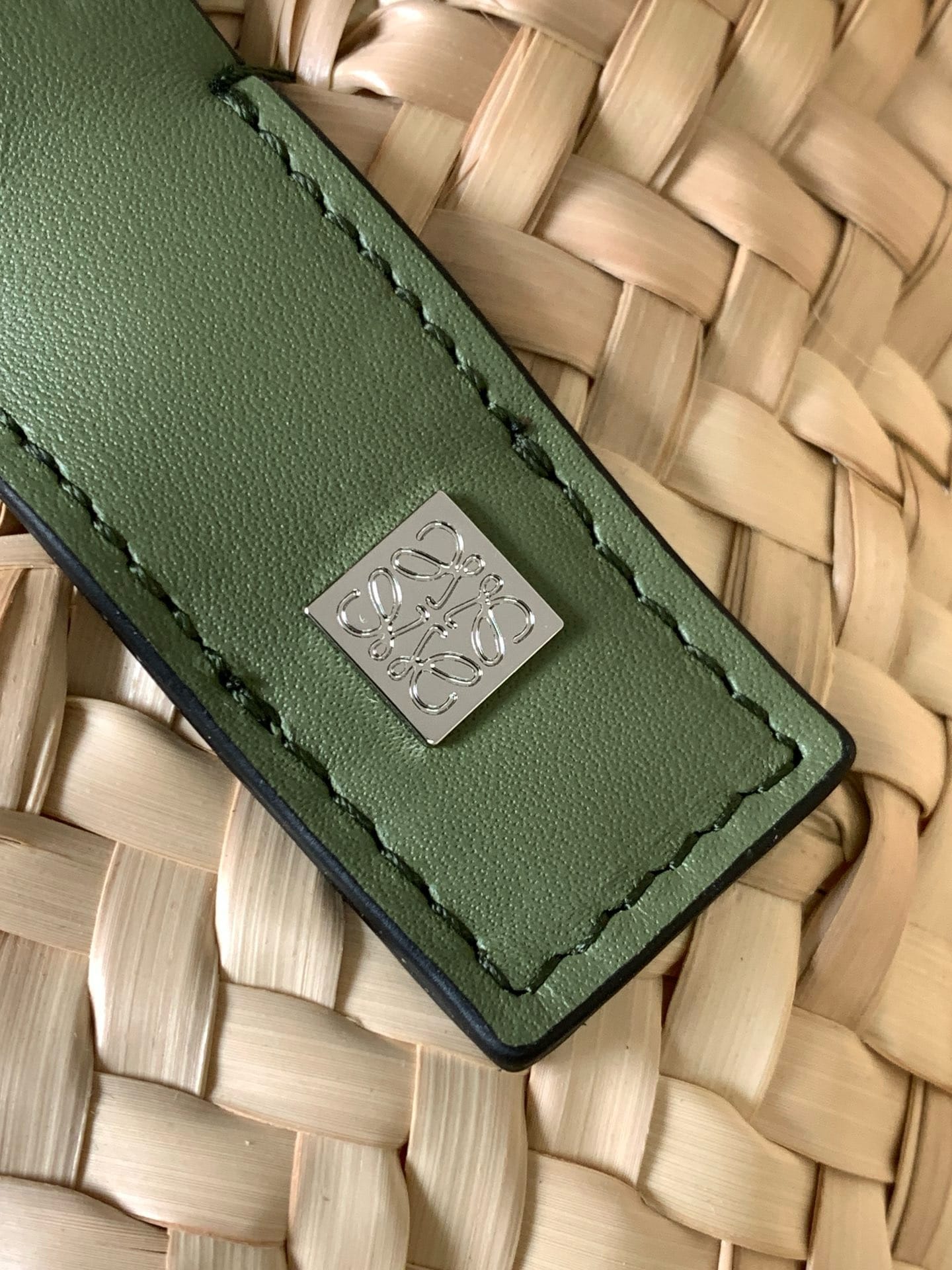 Basket 34cm Loewe 8004