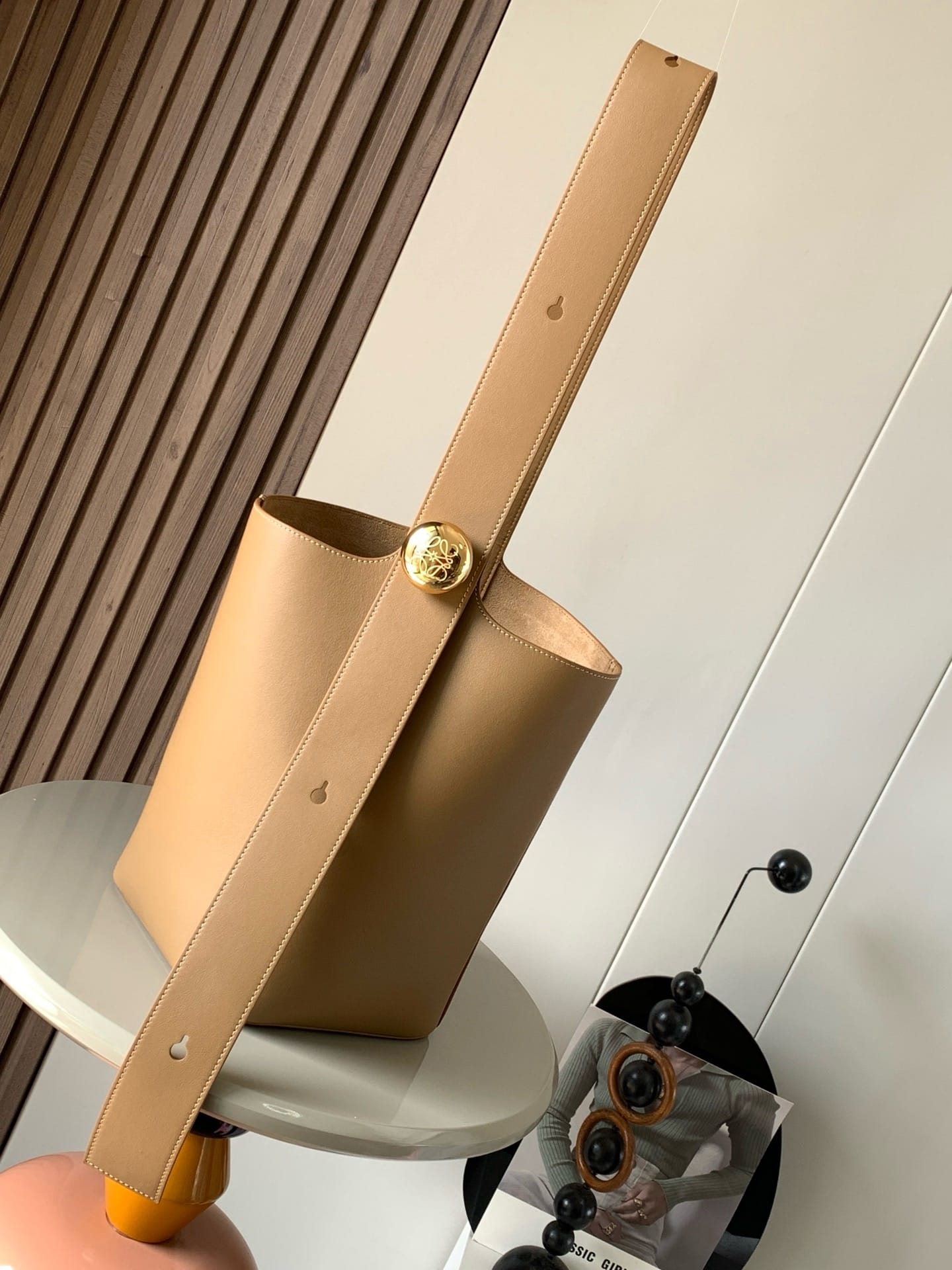 Pebble Bucket Loewe 9047.9A