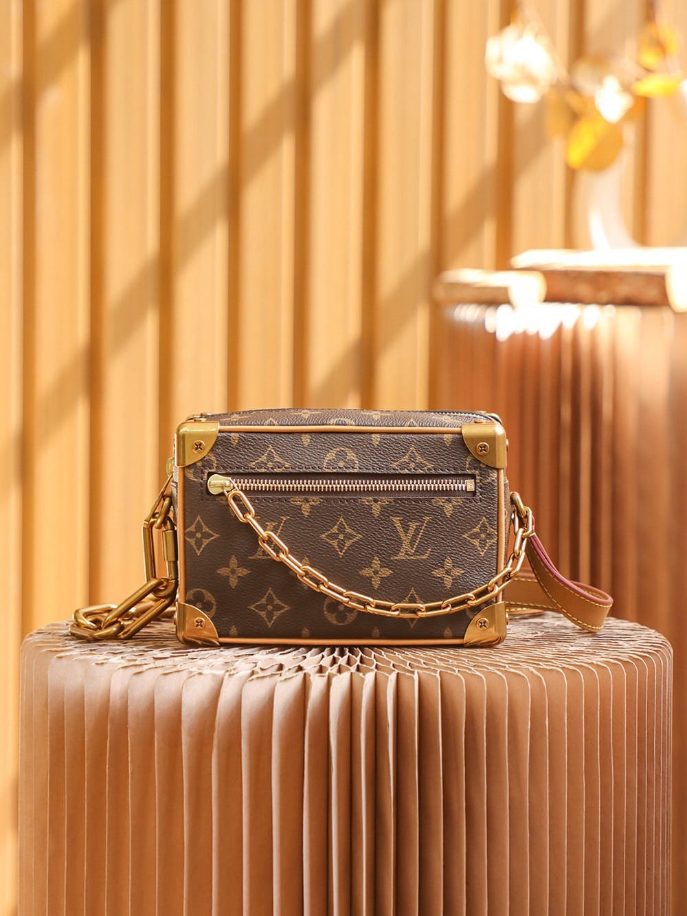 Mini Soft Trunk Louis Vuitton M68906