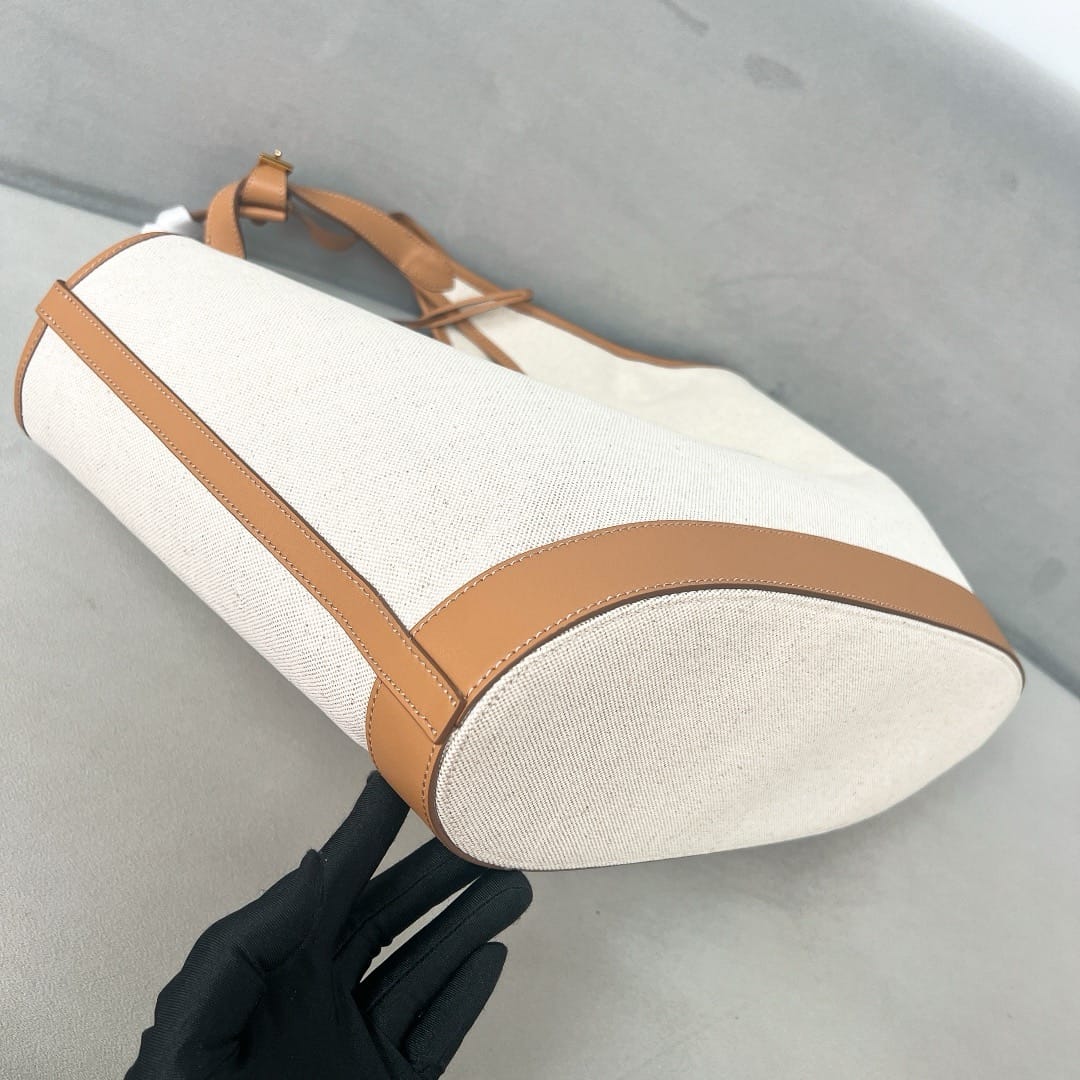 Summer 2024 Prada 1BG472