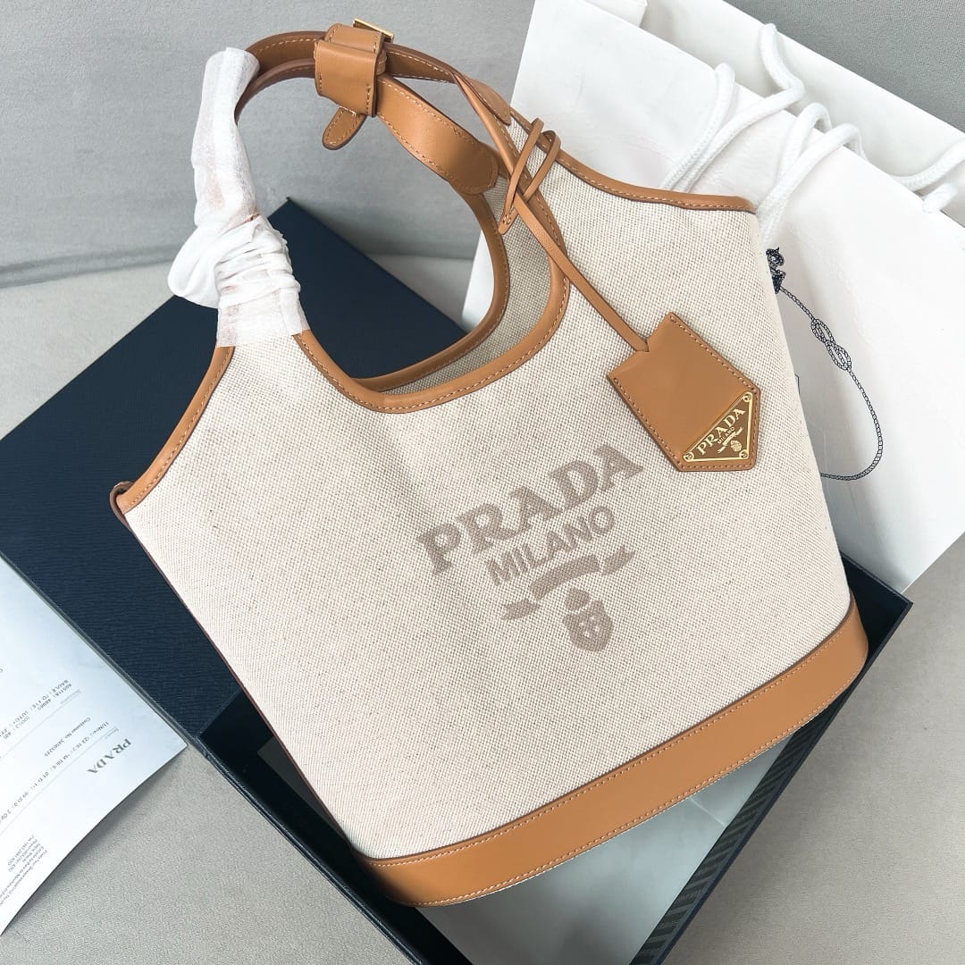Summer 2024 Prada 1BG471