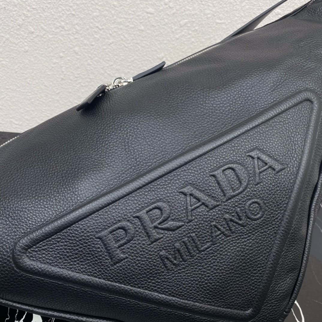 Leather Triangle Shoulder Prada 2VY007.1