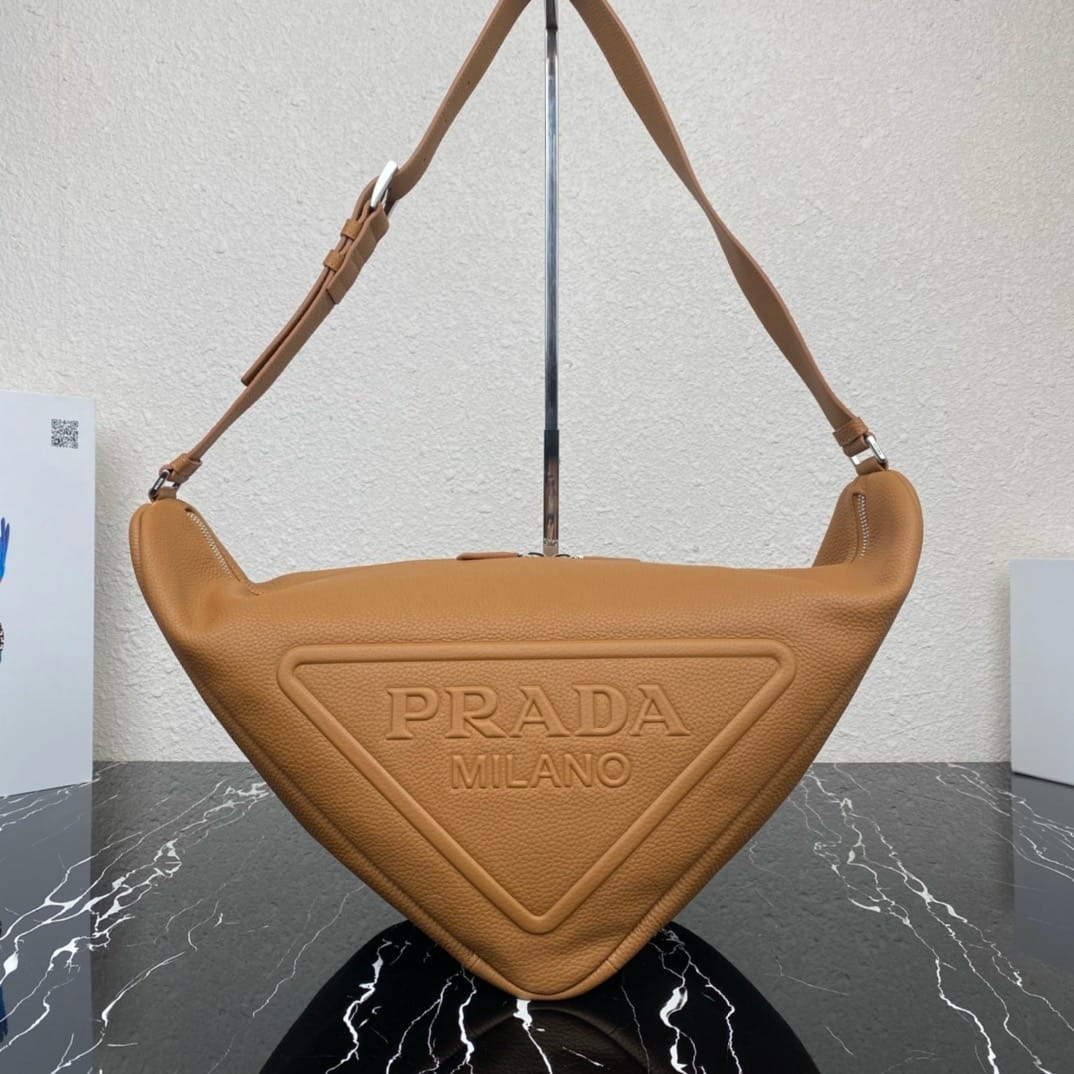Leather Triangle Shoulder Prada 2VY007.2