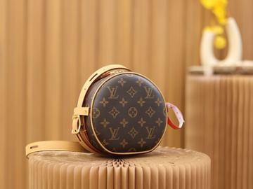 Boite chapeau souple Louis Vuitton M45149