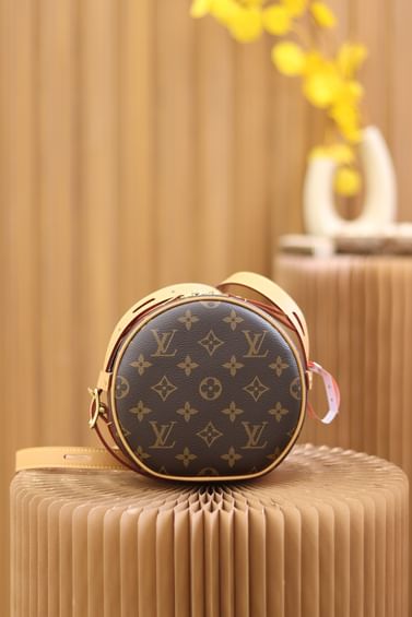 Boite chapeau souple Louis Vuitton M45149