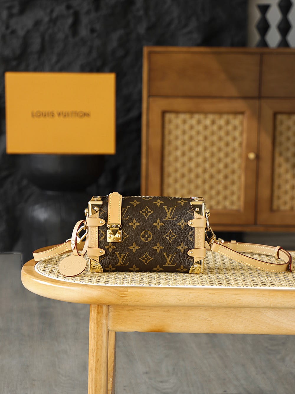Side Trunk 18cm Louis Vuitton M46815