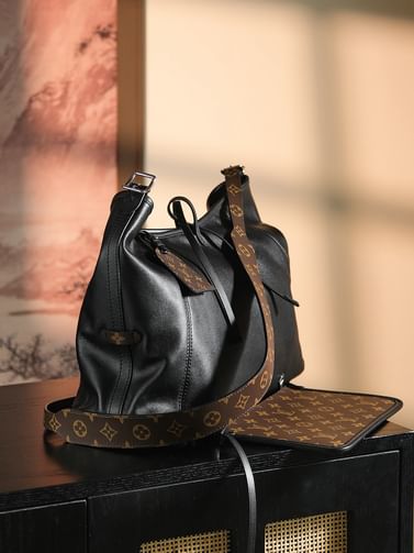 Carryall Dark Louis Vuitton M25143.1