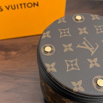 Canoé Louis Vuitton M83480.2