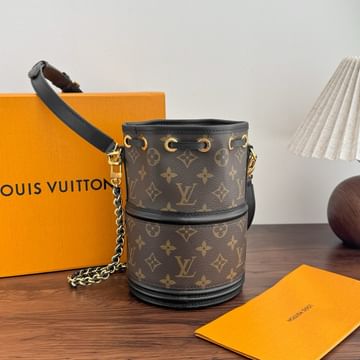 Canoé Louis Vuitton M83480.2