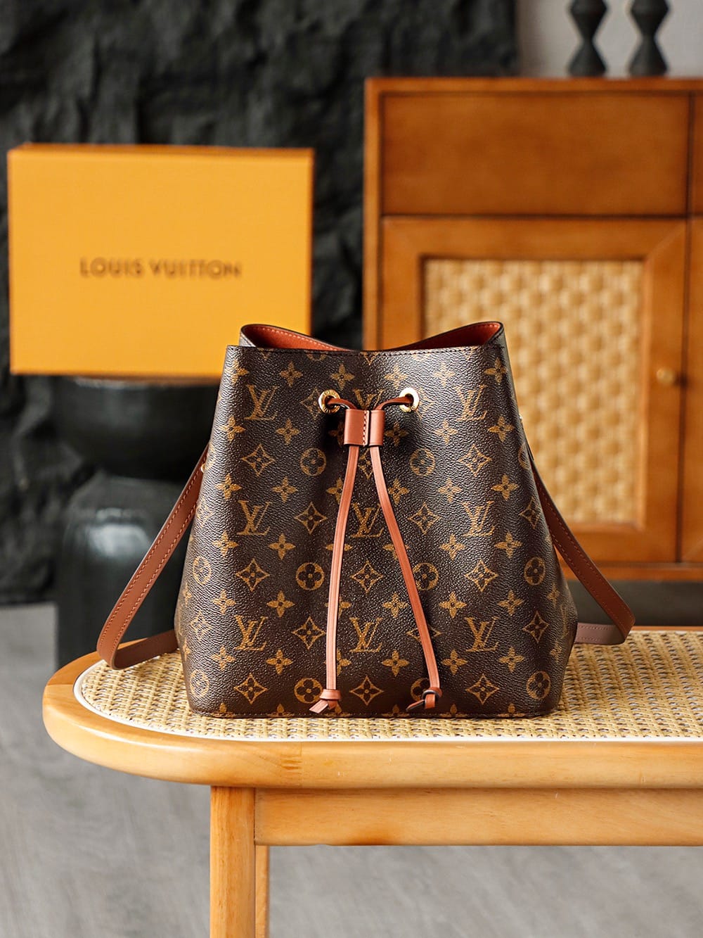 NeoNoe Louis Vuitton M44887