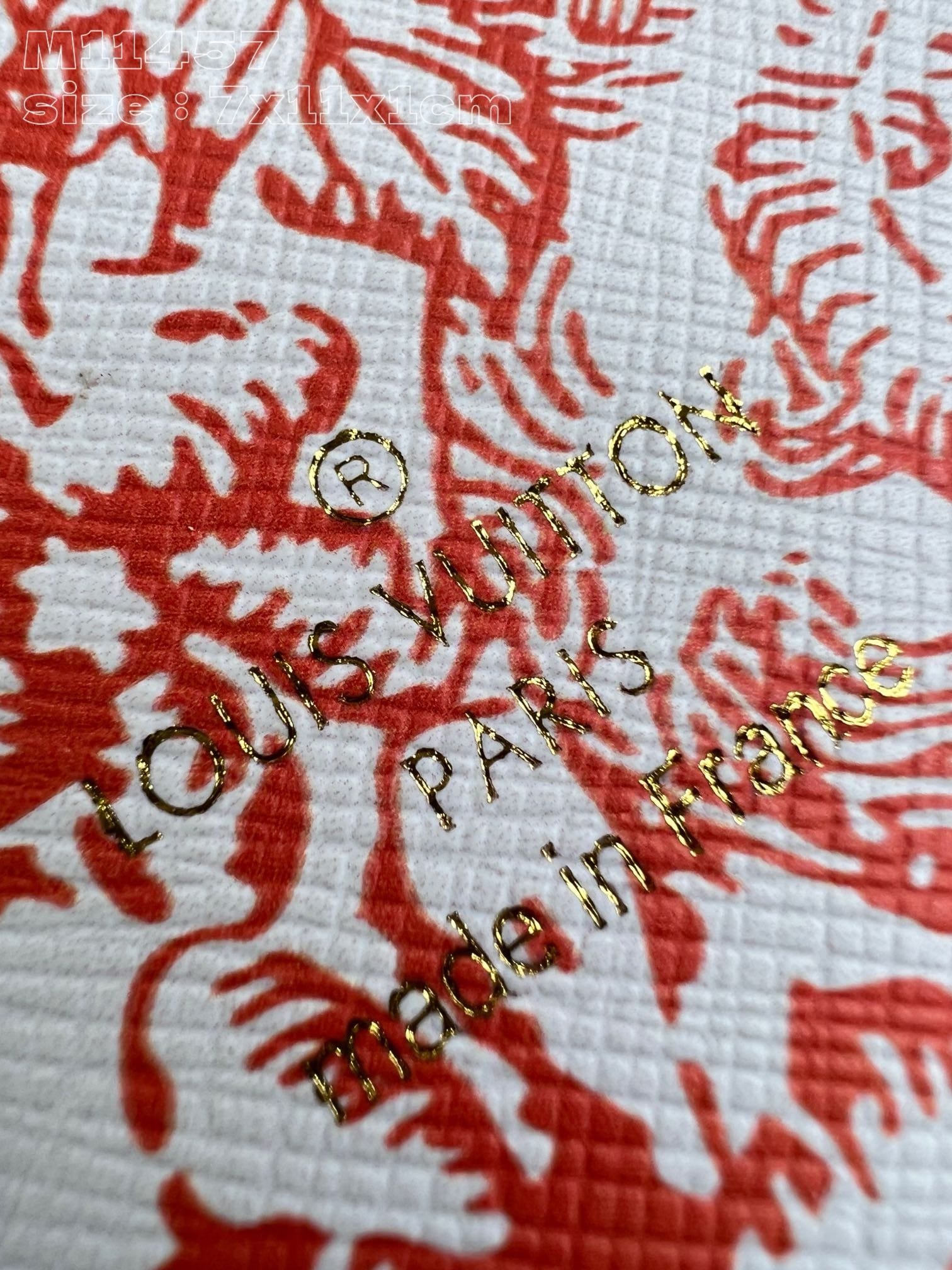 Circle Louis Vuitton M11457