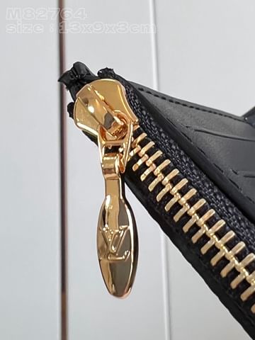 Capucines Louis Vuitton M82764