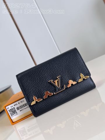 Capucines Louis Vuitton M82764