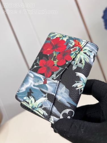 Surfin’ Monogram Louis Vuitton M83498.3