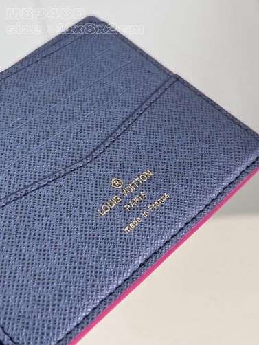 Slender Louis Vuitton M83480