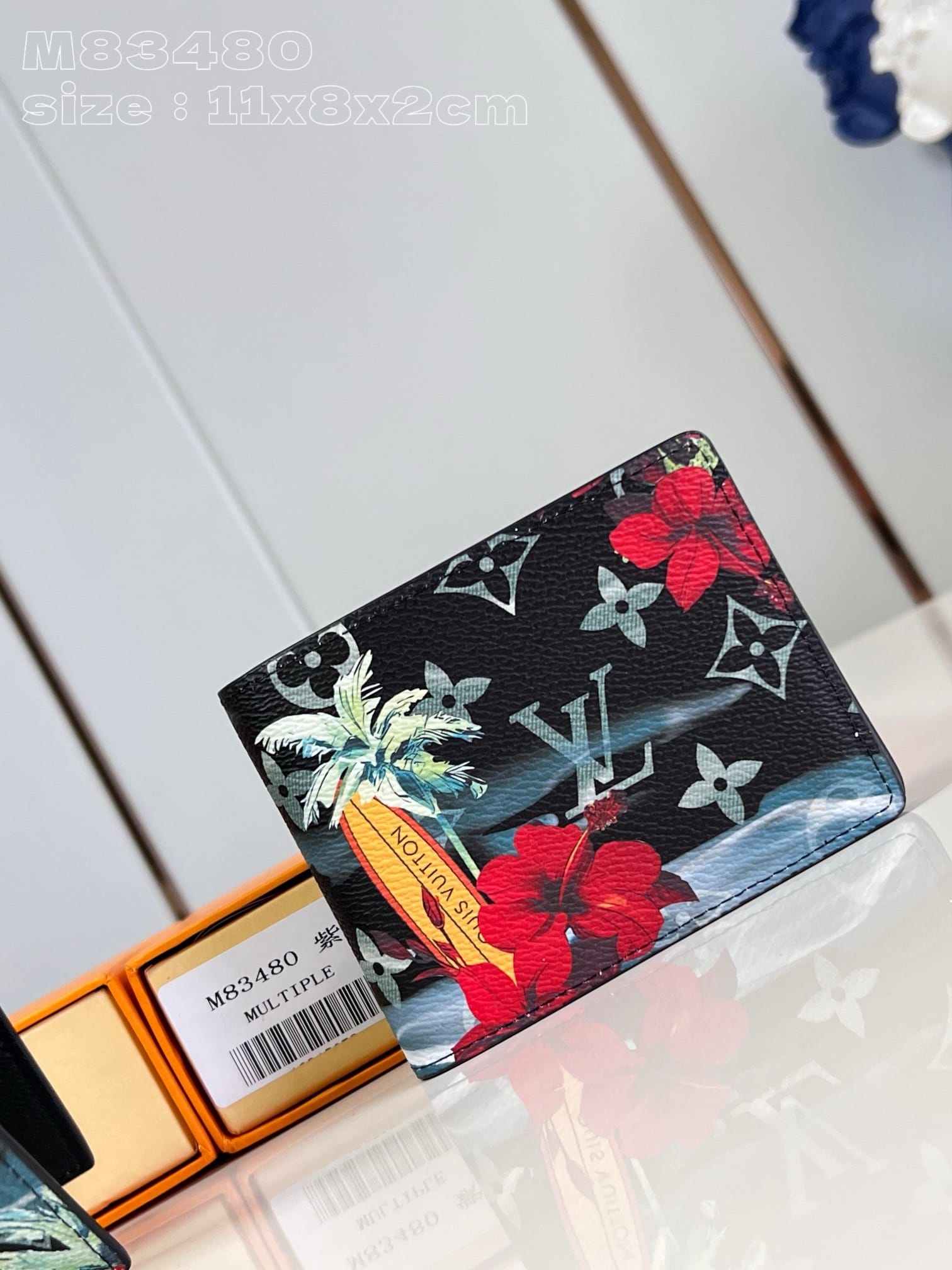 Slender Louis Vuitton M83480.3