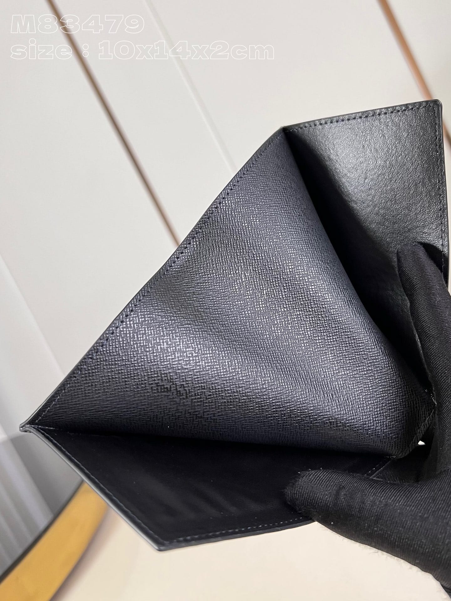 Surfin’ Monogram Louis Vuitton M83479.3