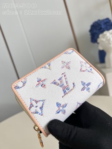 Lou Louis Vuitton M83500