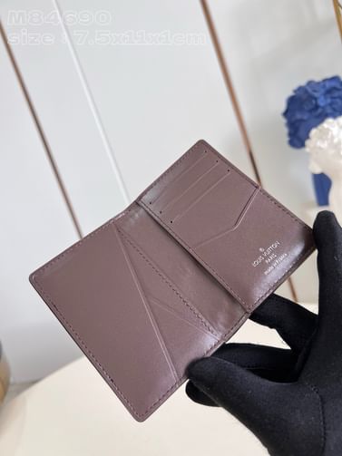 Monogram Eclipse Louis Vuitton M84690.1