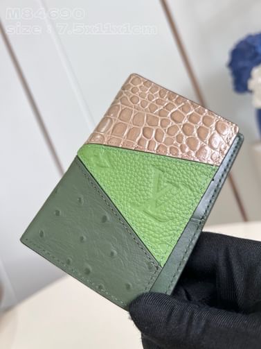 Monogram Eclipse Louis Vuitton M84690.2