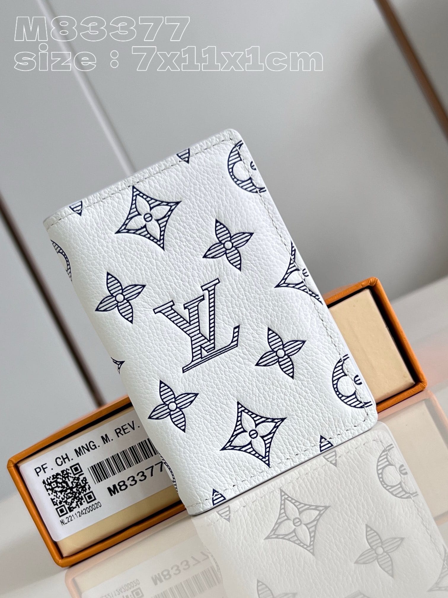 Monogram Shadow Louis Vuitton M83377