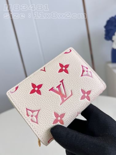 Lou Louis Vuitton M83481