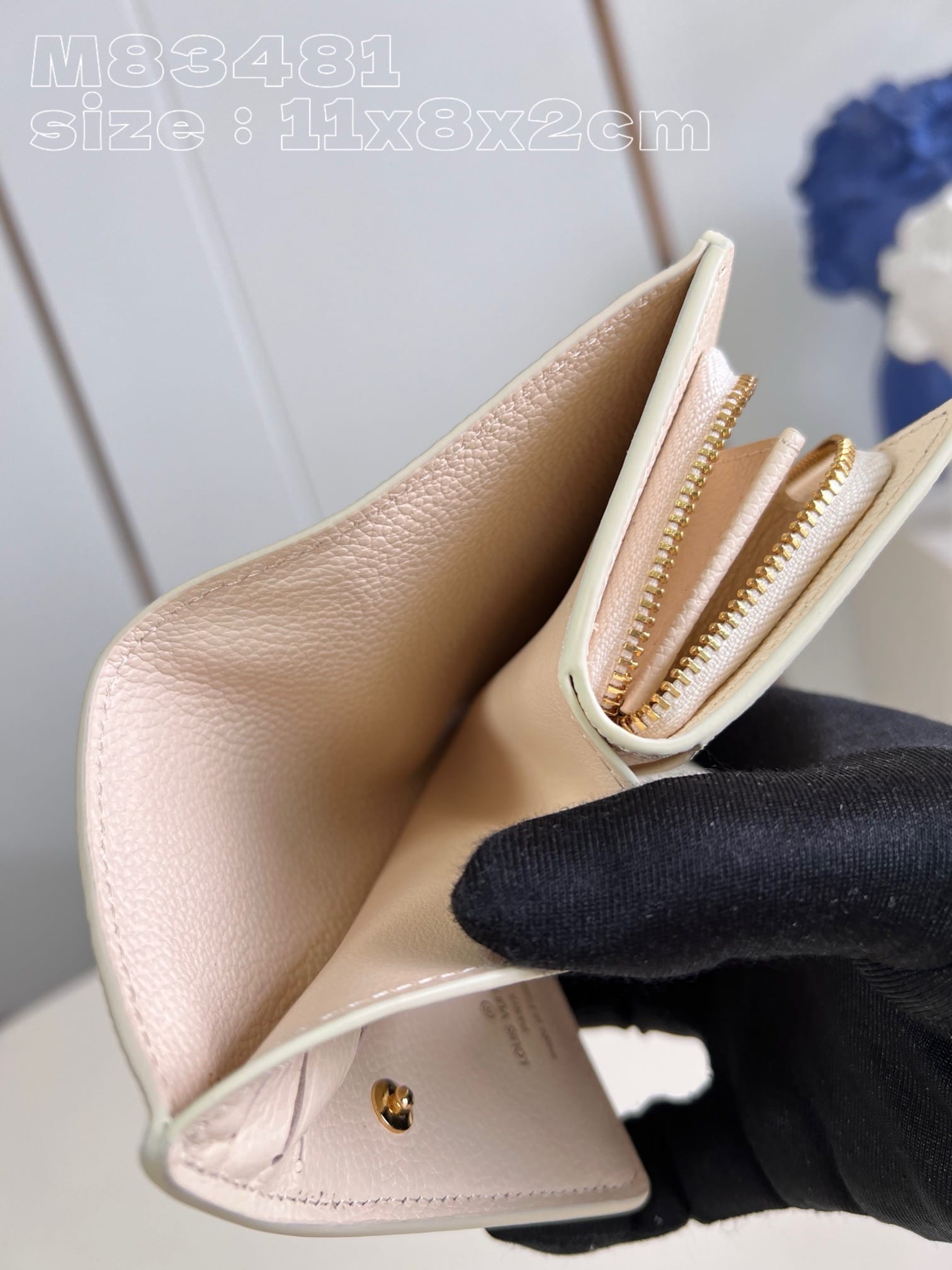 Lou Louis Vuitton M83481