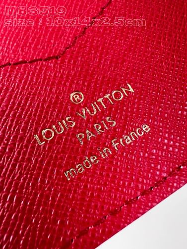 Passport Holder Louis Vuitton M83519