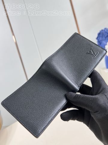 Slender Louis Vuitton M83128