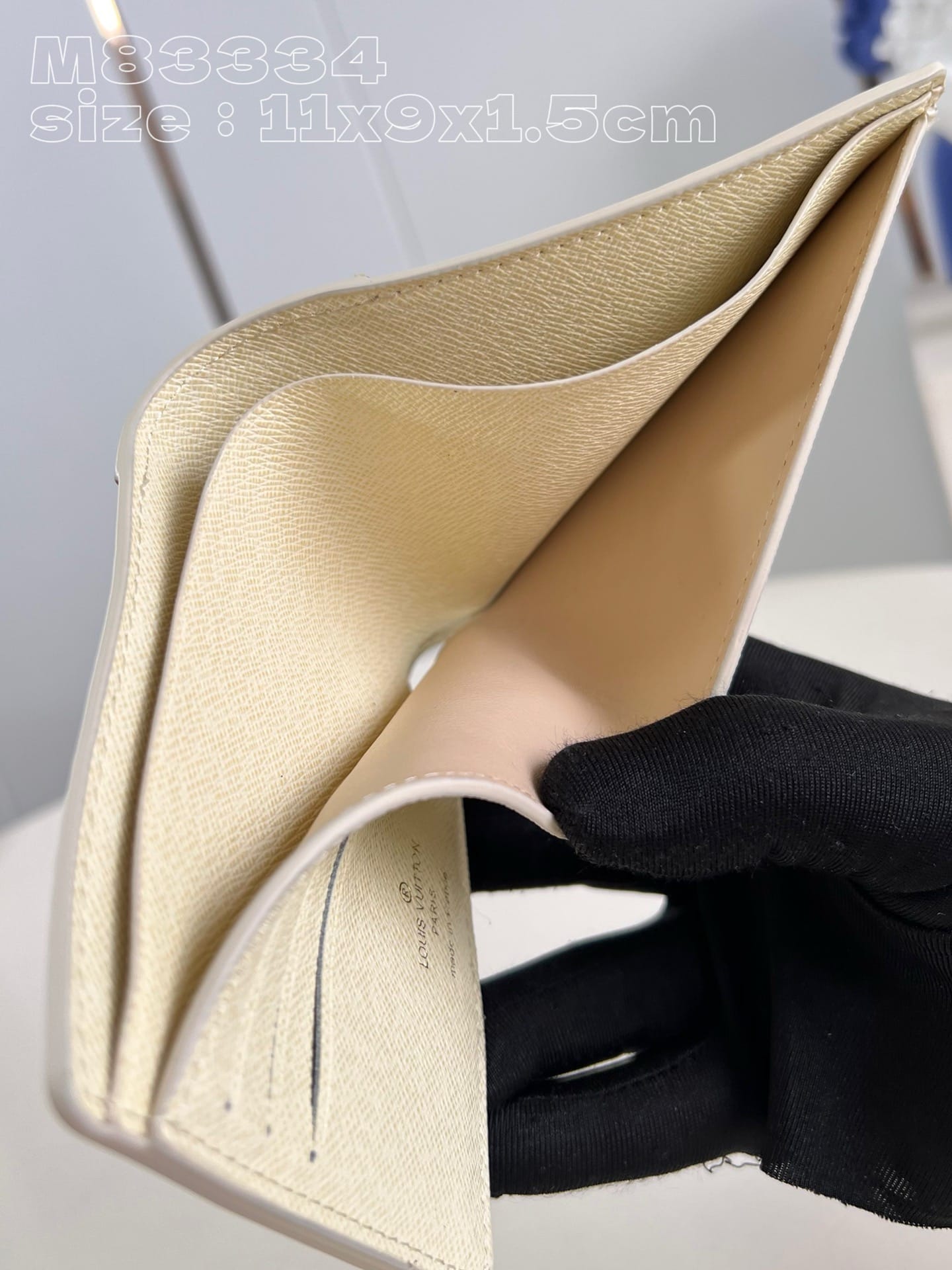 Multiple Louis Vuitton M83334