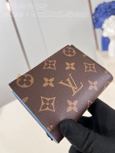 Lisa Louis Vuitton M83605