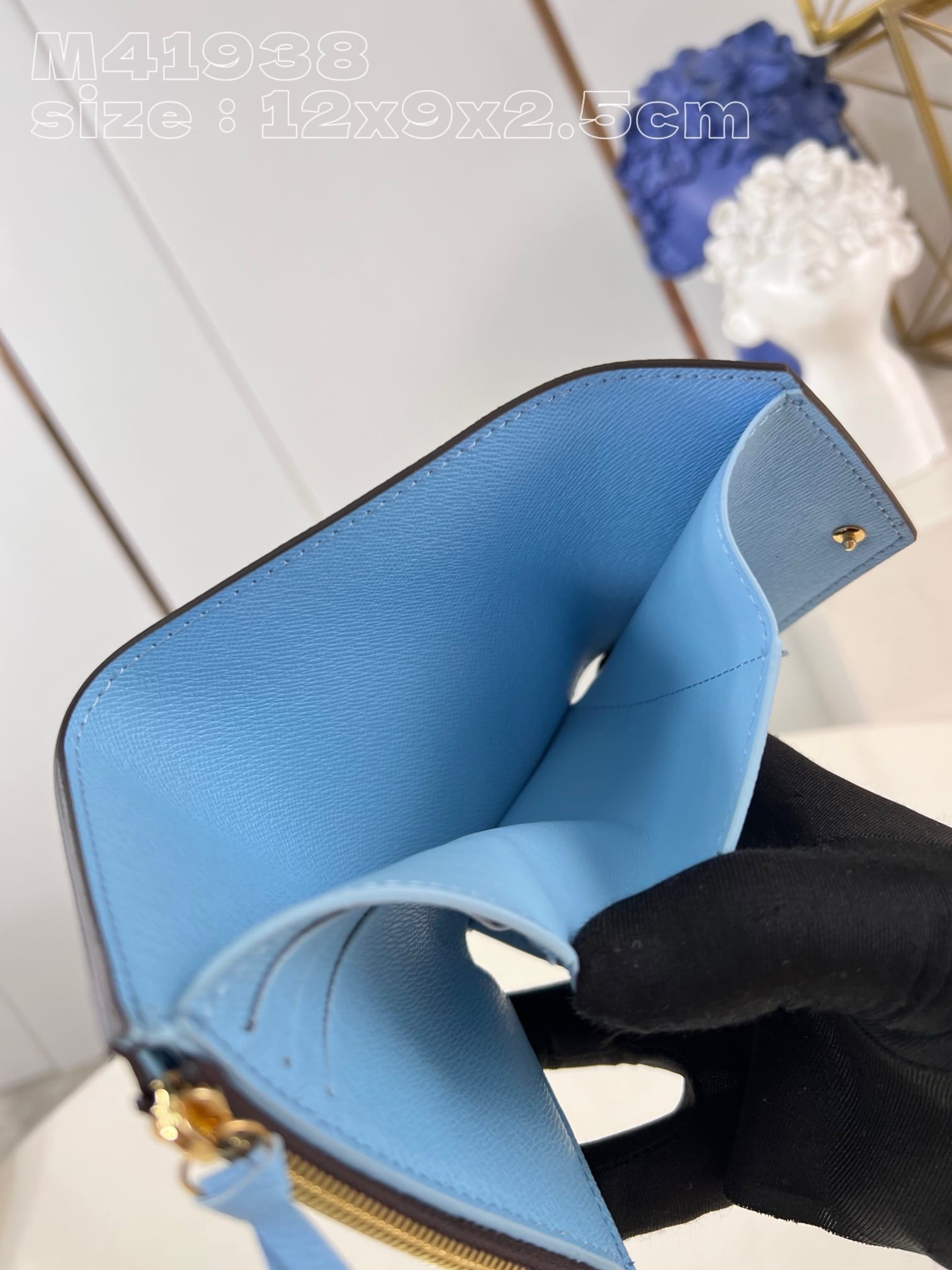 Victorine Louis Vuitton M41938