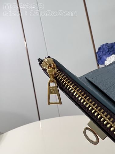On My Side Louis Vuitton M82398