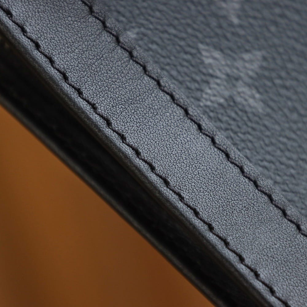 Gaston Wearable Wallet Louis Vuitton M81124