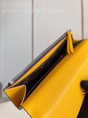 Emilie Louis Vuitton M82919