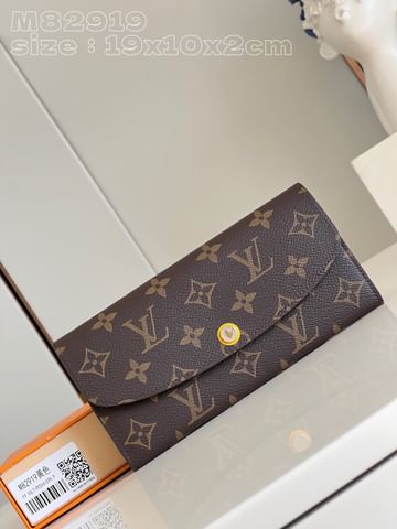 Emilie Louis Vuitton M82919